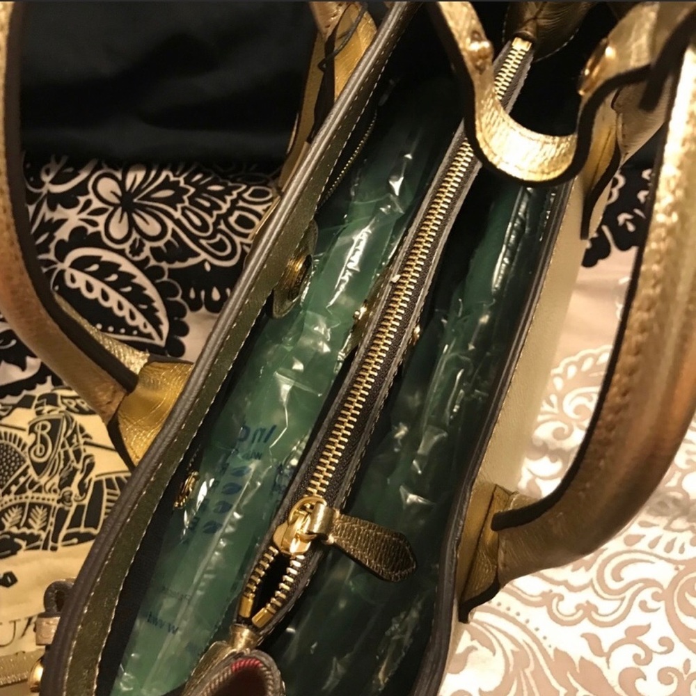 Burberry Handbag - Picture 3 of 5